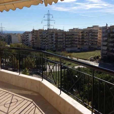 Third Floor Lux Apartment With Nice View Thessaloniki Exterior foto