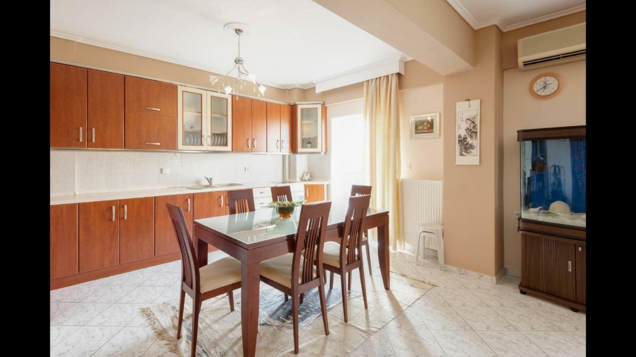 Third Floor Lux Apartment With Nice View Thessaloniki Exterior foto